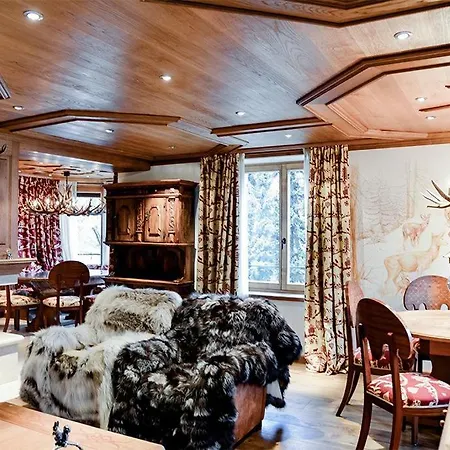 Collina Luxury For 8 People, View, Balconies, Wifi, Tv, Free Parking Dom wakacyjny Sankt Moritz